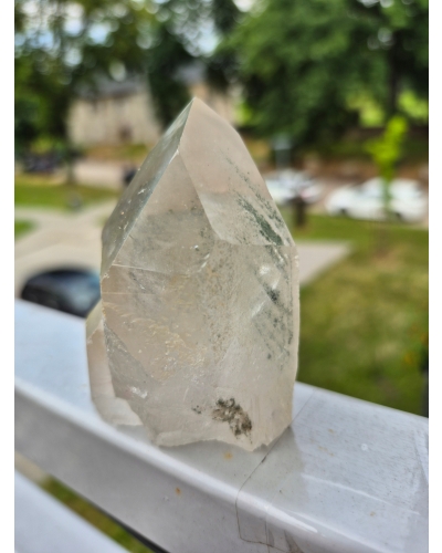 Kryształ Górski +/- 0.3 KG 8 cm Brazylia Minerał Energia Czysty Szpic