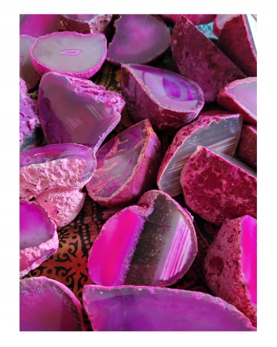 Agat Różowy +/- 150 gramów ok. 7 cm Brazylia Minerał Energia