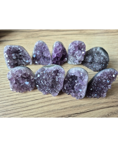 Ametyst szczotka +/- 100 gram 5 cm geoda stojąca Brazylia amulet szcześcia